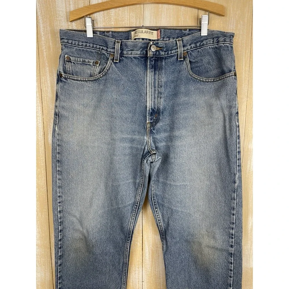 Levi Strauss 505 Regular Fit Mens Jeans 38x32 Med Wash Blue Denim Straight Leg